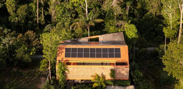 Essa casa é um oásis que flutua no meio da floresta amazônica